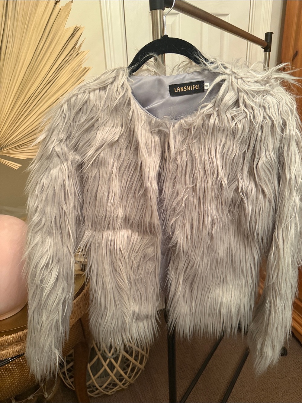 Lanshifei Light Gray Faux Fur Teddy Jacket NWOT